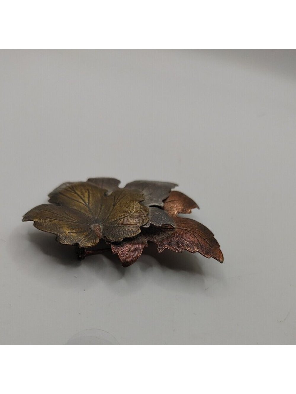 Brooch 1980's fall Leaves 3 Tone Metal